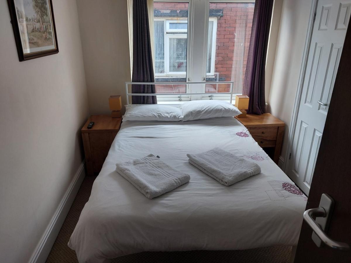 Tsd Guest House Blackpool Bagian luar foto